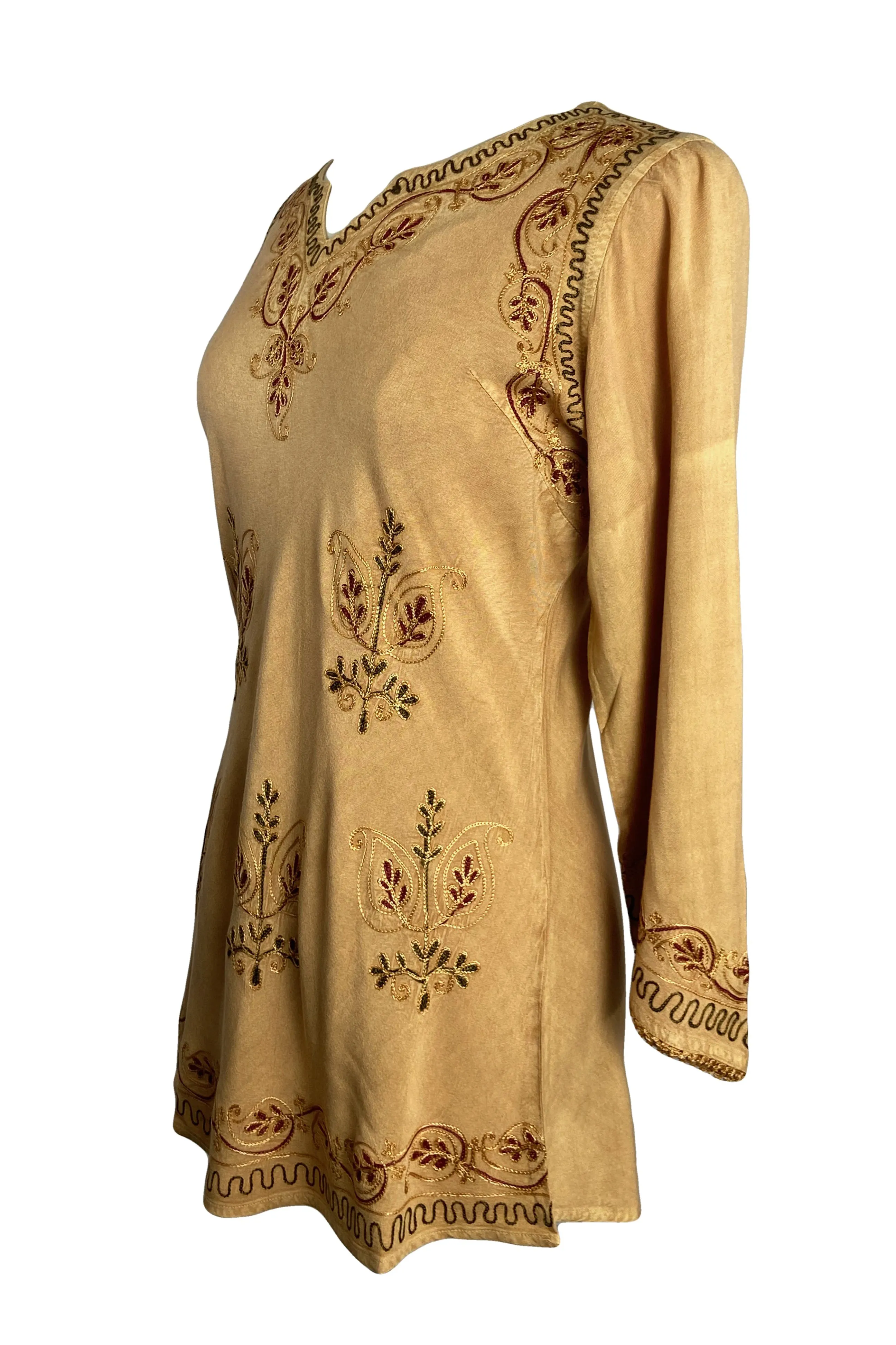 127 B Diamond Neck Embroidered Rayon Renaissance Top Blouse