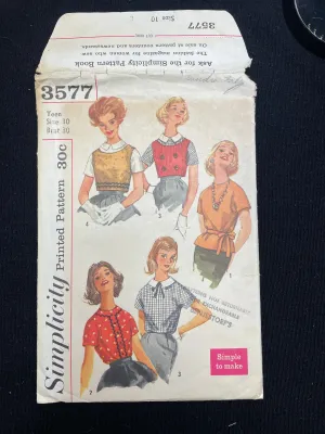 1960's Simplicity 3577 Sewing Pattern - Teen's Blouses